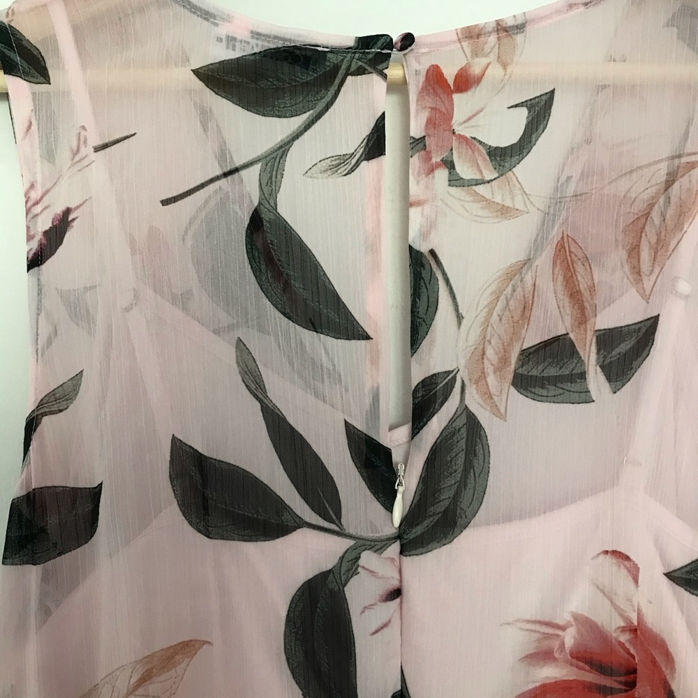 Calvin Klein Floral Chiffon V-neck Dress - Picture 12 of 16